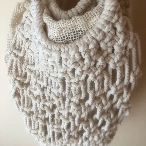 New Handmade Macramé Backpack - Picture 4 of 8